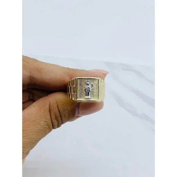 14k Solid gold ring Santa Muerte size 10❤️